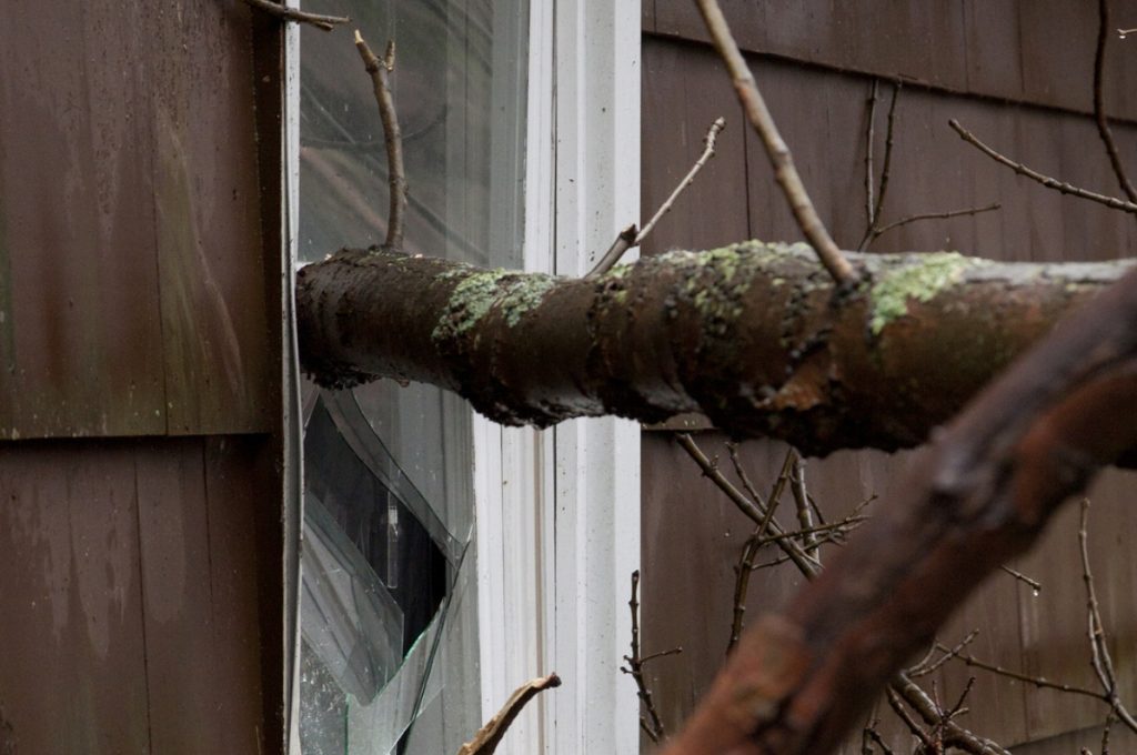 Emergency Glass Replacement & Repairs Kinglake West Smith Glass